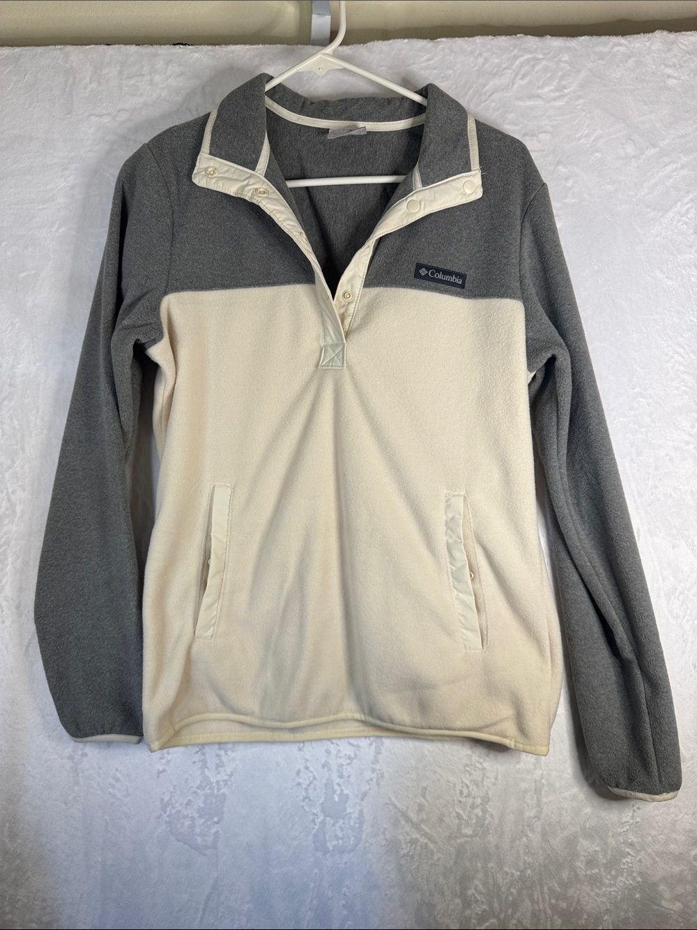 Columbia Two-Tone Fleece Pullover - Gray & Cream Small